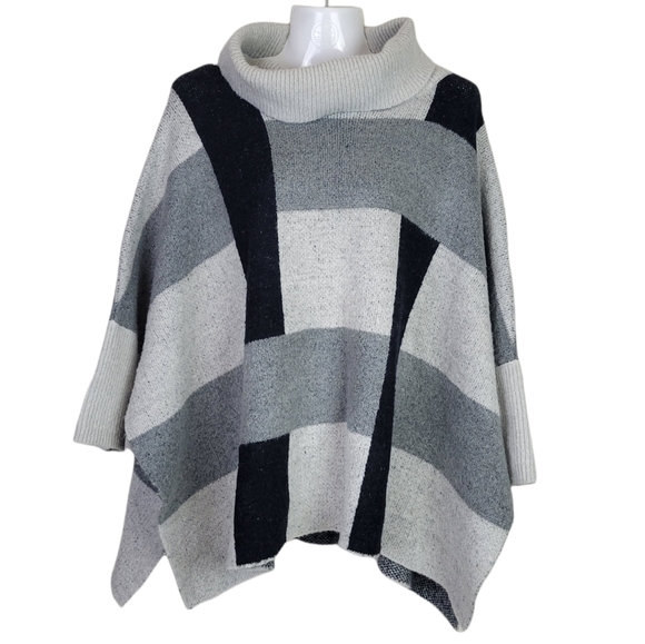 Zara Sweaters - Zara Knit Sweater Poncho Cowl Neck Geometric Black Gray M